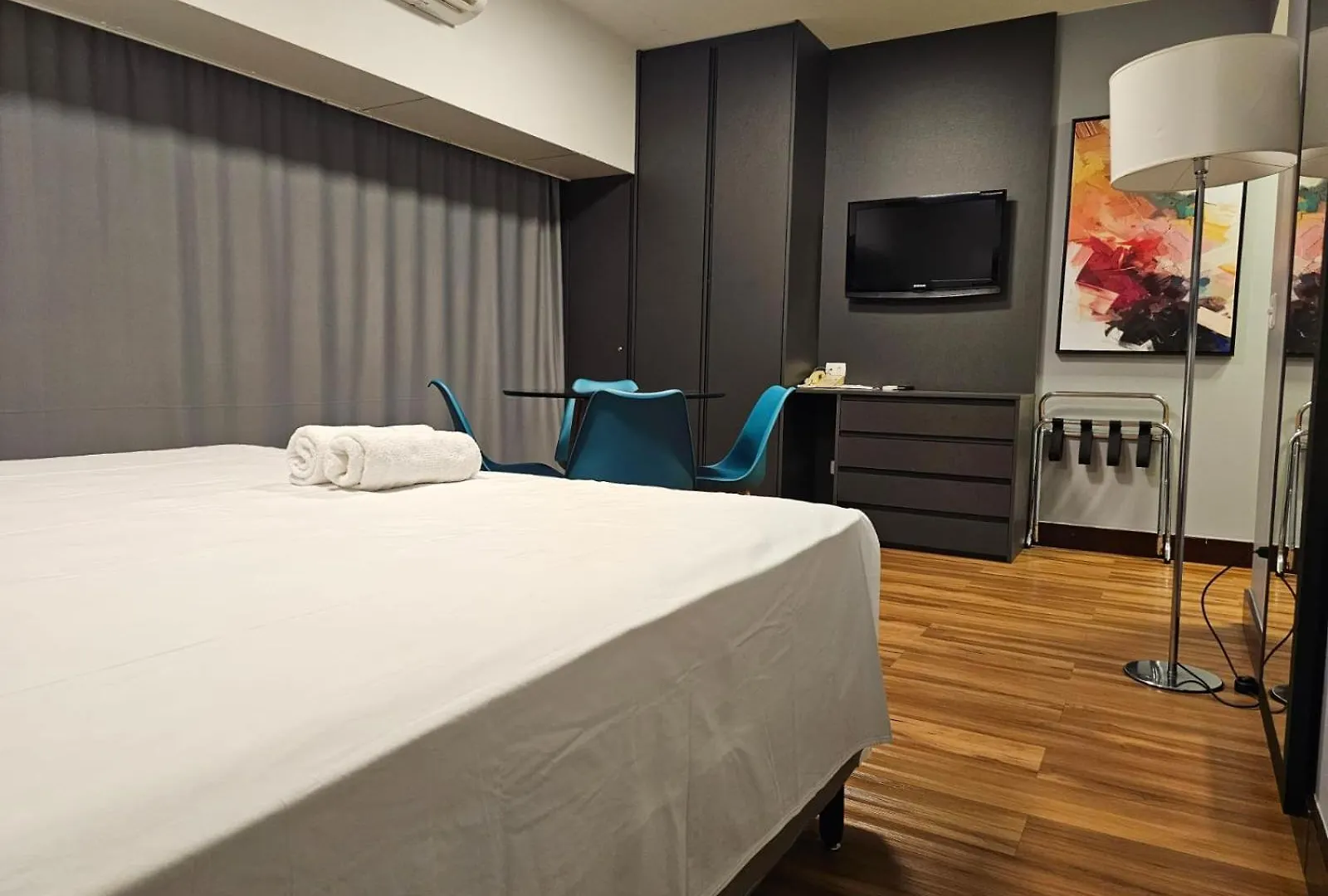 Cheers Suite São Paulo Brasil